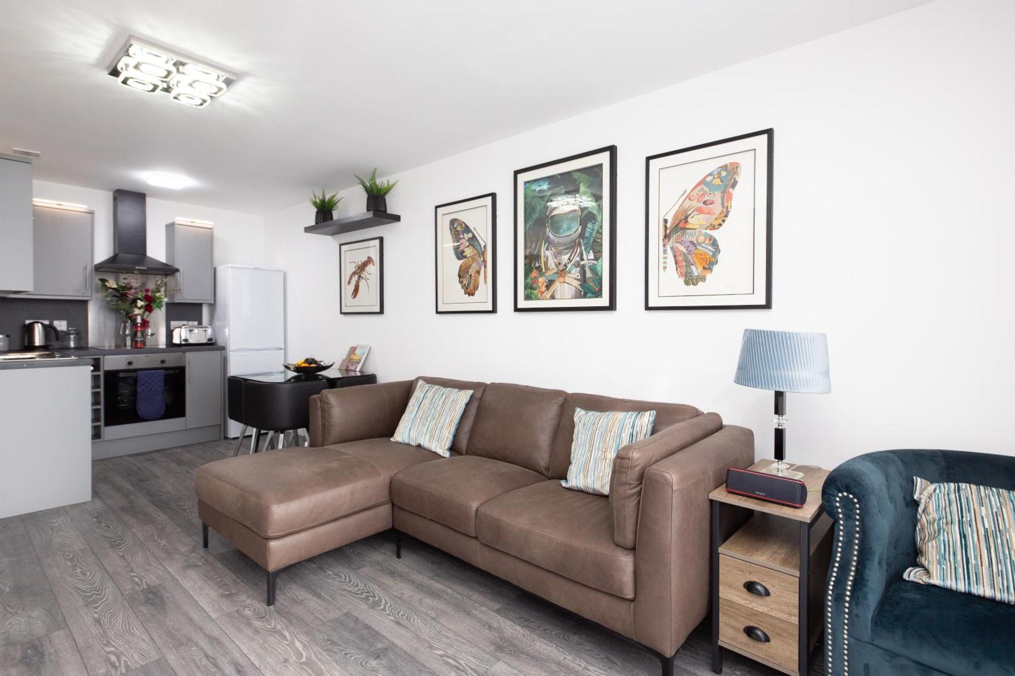 The East Retreat Apartment Manchester Exterior photo